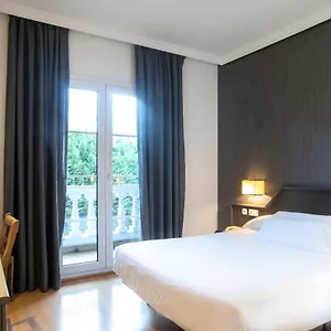 *** Otel Urdanibia Park İspanya